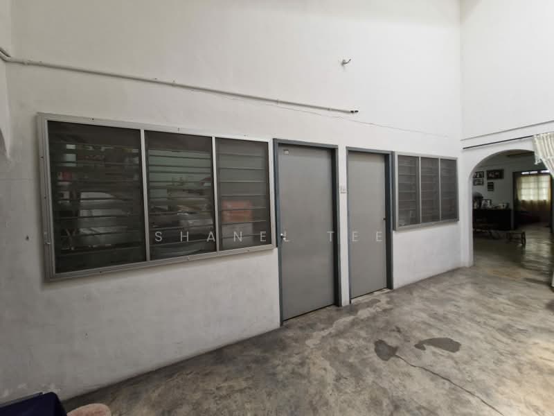 Shop for Sale in Taman Ilham (Kluang) - Shanel Tee - Interior - PropertyGuru.com.my
