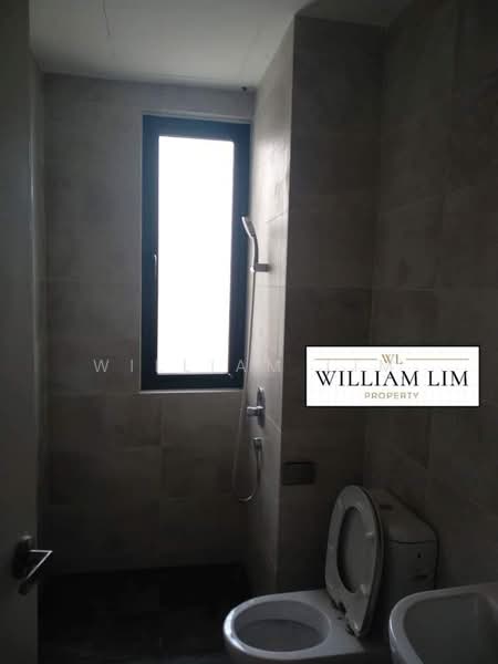 Condominium for Sale at Iconic Skies - William Lim - Bathroom - PropertyGuru.com.my