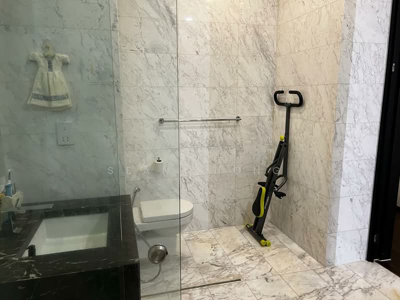 Service Residence for Rent at Banyan Tree Signatures - Sean Thong - Bathroom - PropertyGuru.com.my