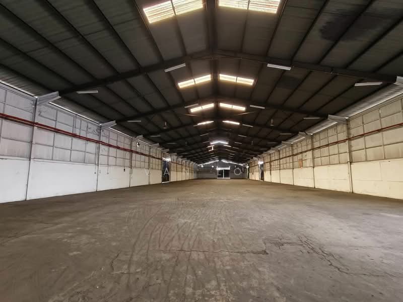Factory for Rent in Kampung Desa Aman (Sungai Buloh) - Ivan Loo - Interior - PropertyGuru.com.my