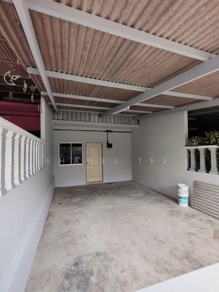Rumah Teres 2 Tingkat untuk Dijual di Taman Titiwangsa (Kluang) - Shanel Tee - Exterior - PropertyGuru.com.my