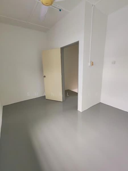 Rumah Teres 2 Tingkat untuk Dijual di Taman Titiwangsa (Kluang) - Shanel Tee - Interior - PropertyGuru.com.my