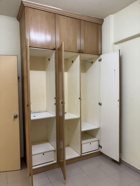 Kondominium untuk Disewa di Meadow Park 2 - Chue Kuen - PropertyGuru.com.my