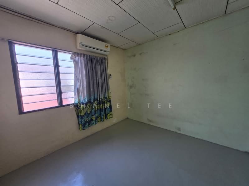 Rumah Teres 2 Tingkat untuk Disewa di Taman Kluang Barat (Kluang) - Shanel Tee - Interior - PropertyGuru.com.my