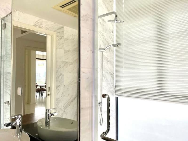 Kondominium untuk Disewa di Setia V Residences - Alex Lim - Bathroom - PropertyGuru.com.my
