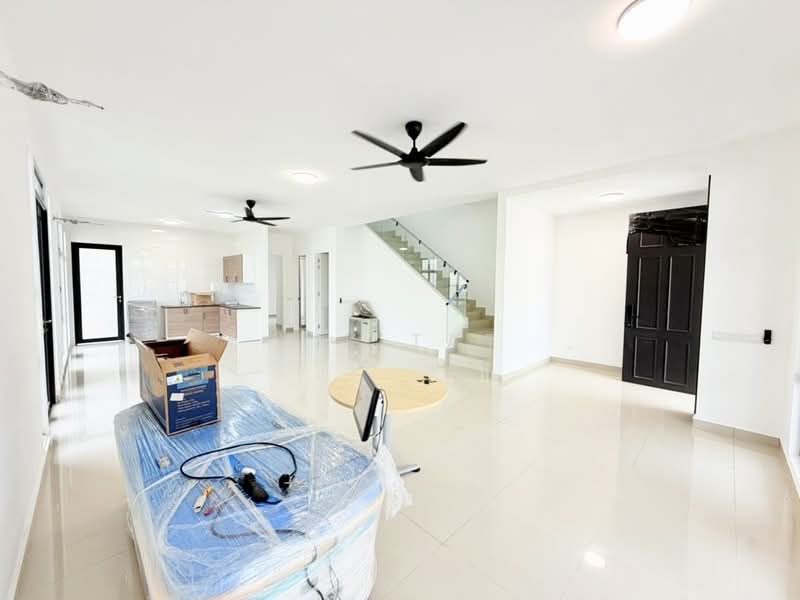 Rumah Kluster untuk Dijual di Setia Tropika (Johor Bahru) - Yik Tat - PropertyGuru.com.my