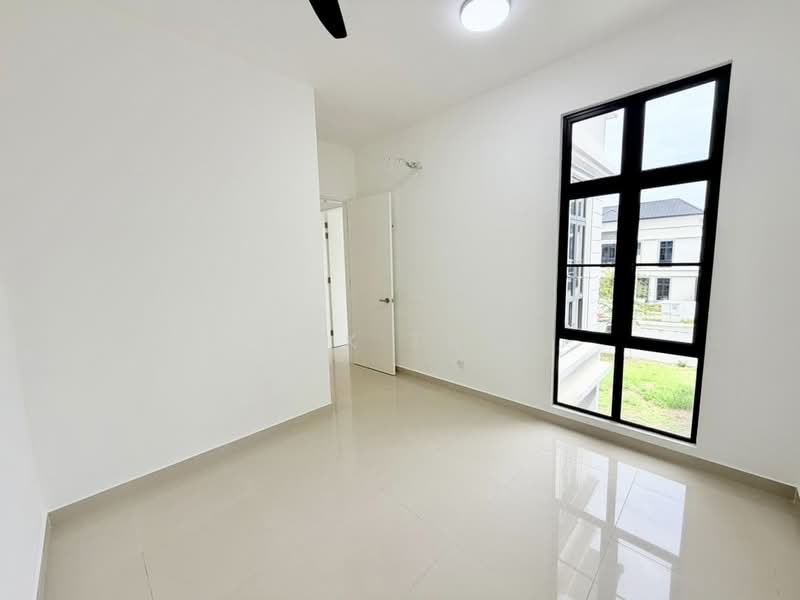 Rumah Kluster untuk Dijual di Setia Tropika (Johor Bahru) - Yik Tat - PropertyGuru.com.my