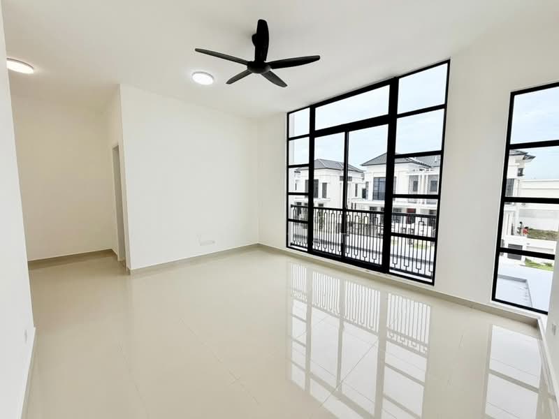 Rumah Kluster untuk Dijual di Setia Tropika (Johor Bahru) - Yik Tat - PropertyGuru.com.my