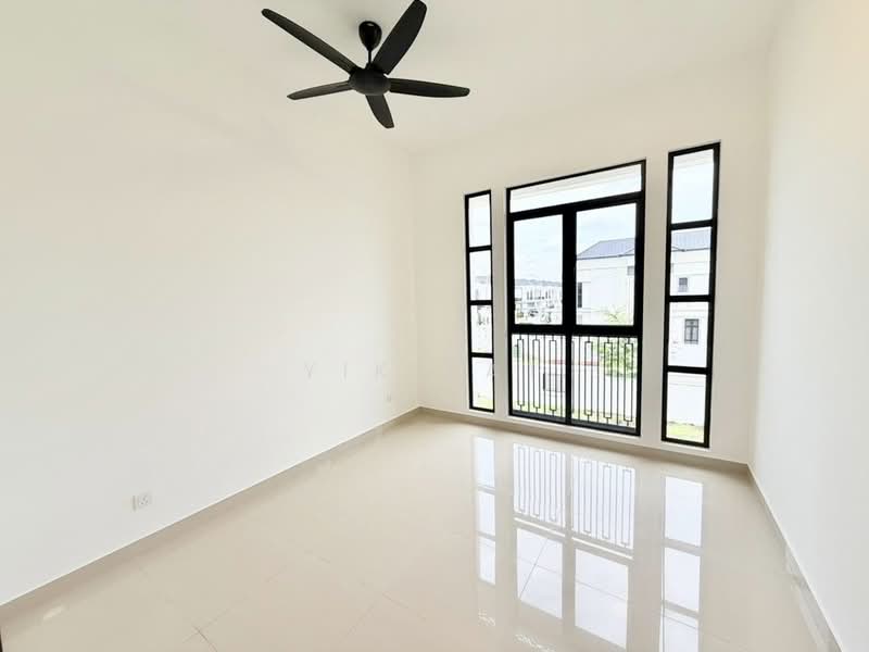 Rumah Kluster untuk Dijual di Setia Tropika (Johor Bahru) - Yik Tat - PropertyGuru.com.my