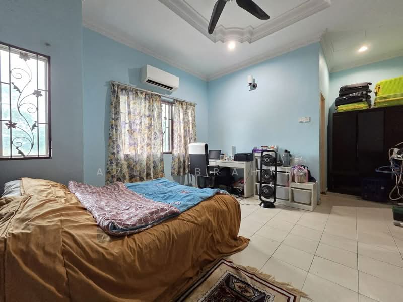 2-storey Terraced House for Sale in Taman Puncak Saujana (Kajang) - Azli Ibrahim - Bedroom - PropertyGuru.com.my