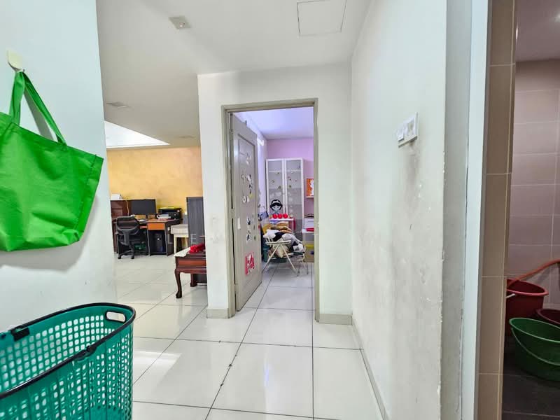 Rumah Teres 2 Tingkat untuk Dijual di Taman Pertama (Cheras) - Lewis Tam - Interior - PropertyGuru.com.my