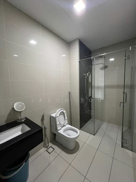 Servis Apartment untuk Disewa di Sapphire Paradigm - JASON YOU - Bathroom - PropertyGuru.com.my