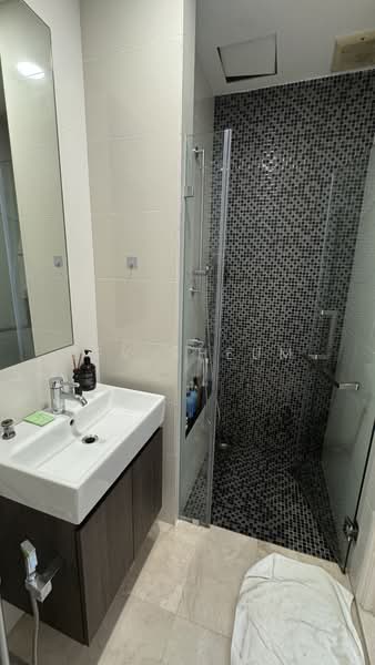 Kondominium untuk Dijual di Kiaramas Danai - Zev Sheum - PropertyGuru.com.my
