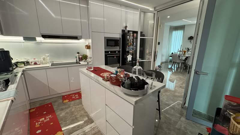 Kondominium untuk Dijual di Kiaramas Danai - Zev Sheum - PropertyGuru.com.my