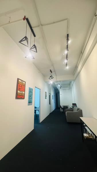 Kedai / Pejabat untuk Disewa di Cyber 9 (Cyberjaya) - Derrick Hee - Corridor - PropertyGuru.com.my