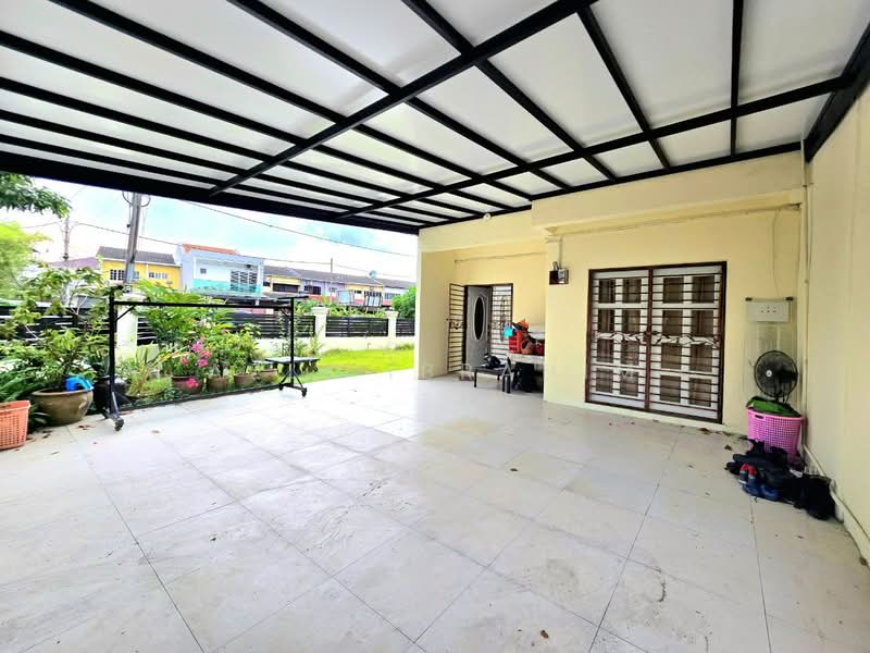 Rumah Teres 2 Tingkat untuk Dijual di Taman Cempaka (Ampang) - Azli Ibrahim - Exterior - PropertyGuru.com.my