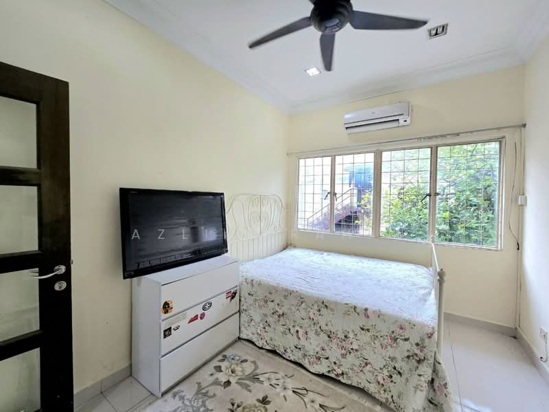 Rumah Teres 2 Tingkat untuk Dijual di Taman Cempaka (Ampang) - Azli Ibrahim - Bedroom - PropertyGuru.com.my