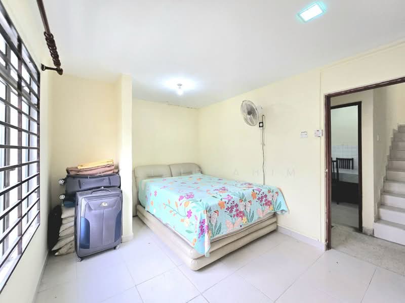 Rumah Teres 2 Tingkat untuk Dijual di Taman Cempaka (Ampang) - Azli Ibrahim - Bedroom - PropertyGuru.com.my