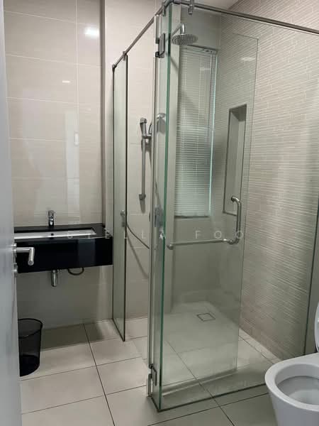 Servis Apartment untuk Disewa di Sapphire Paradigm - Stella Foo - Bathroom - PropertyGuru.com.my