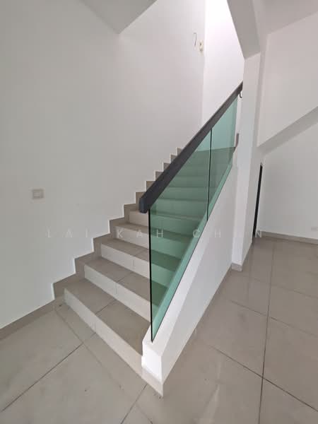 Rumah Teres 2 Tingkat untuk Dijual di Seremban (Negeri Sembilan) - Lai Kah Chun - Staircase - PropertyGuru.com.my