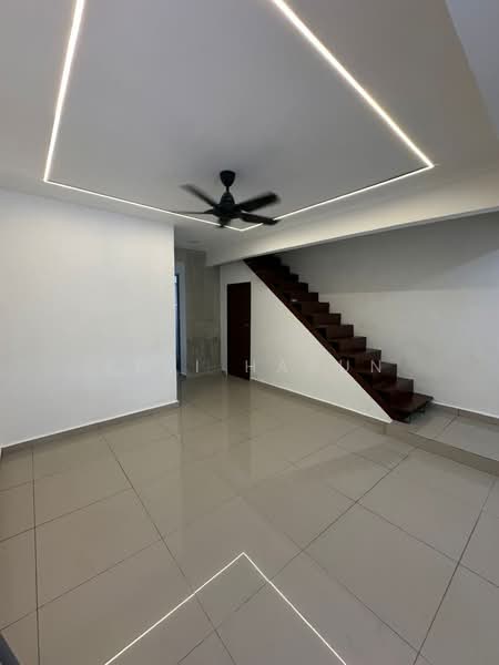 Rumah Teres 2 Tingkat untuk Dijual di Sri Lalang (Kluang) - Adli Harun - PropertyGuru.com.my