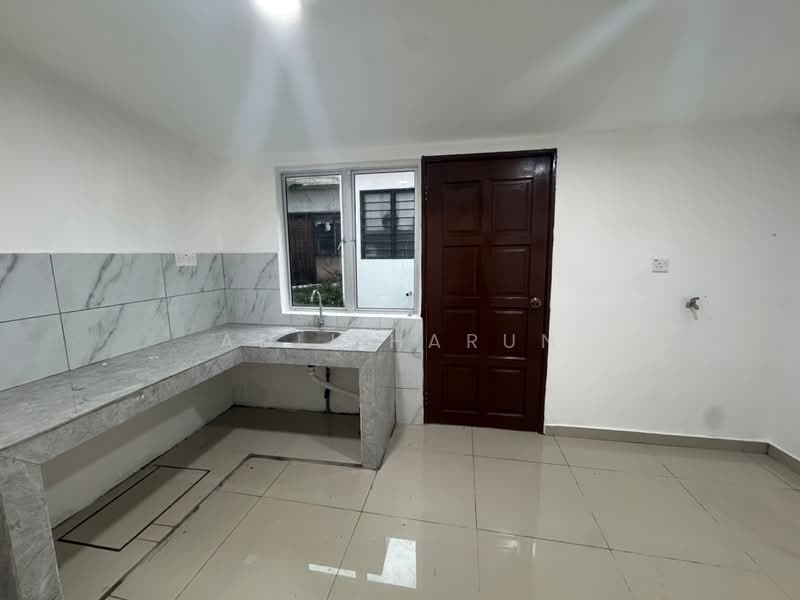 Rumah Teres 2 Tingkat untuk Dijual di Sri Lalang (Kluang) - Adli Harun - PropertyGuru.com.my