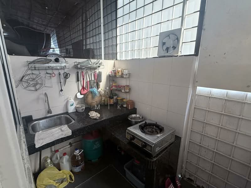 Rumah Teres 2 Tingkat untuk Disewa di Taman Tasik Prima (Puchong) - Miki . - Kitchen - PropertyGuru.com.my