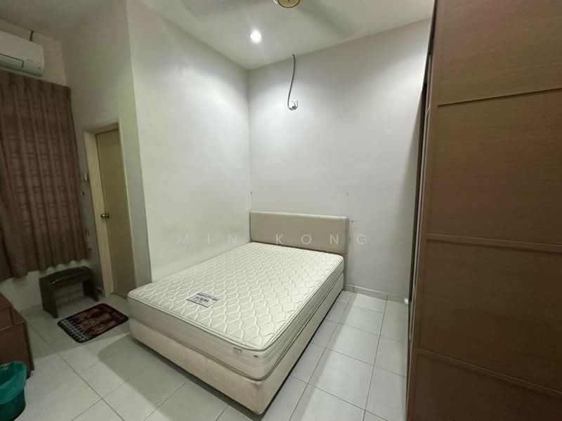 1-storey Terraced House for Rent in Taman JP Perdana (Johor Bahru) - Min Kong - Bedroom - PropertyGuru.com.my