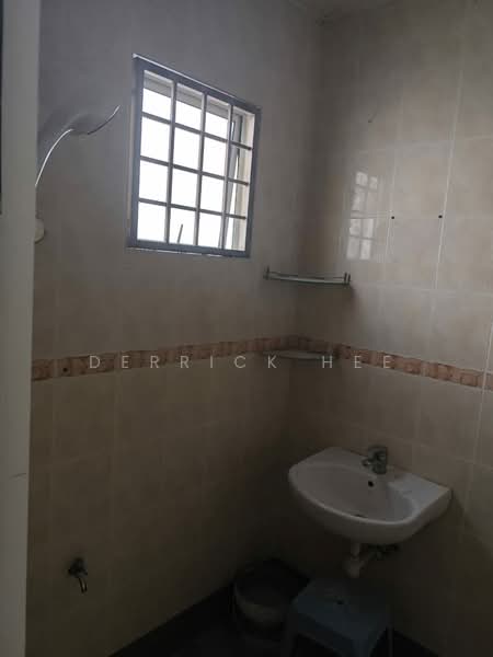2-storey Terraced House for Rent in Wangsa Maju (Kuala Lumpur) - Derrick Hee - Bathroom - PropertyGuru.com.my