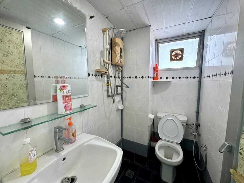 Condominium for Rent at U Garden Resort Condominium - Ping Koay - Bathroom - PropertyGuru.com.my
