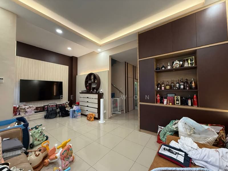 Rumah Teres 2 Tingkat untuk Dijual di Ehsan Jaya (Johor Bahru) - Reyna Wong - Living Room - PropertyGuru.com.my