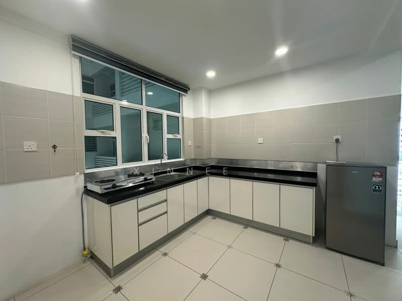 Service Residence for Rent at Summerton - Xinnee . - Kitchen - PropertyGuru.com.my