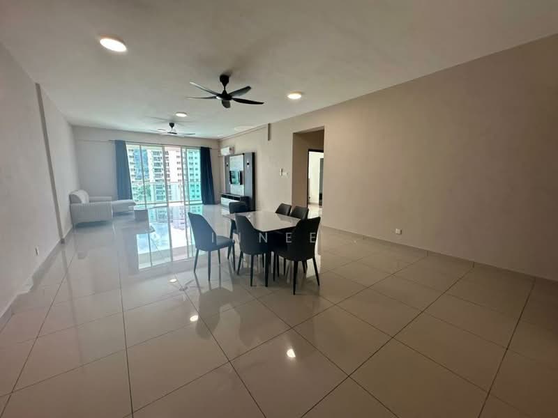 Servis Apartment untuk Disewa di Summerton - Xinnee . - Living Room - PropertyGuru.com.my