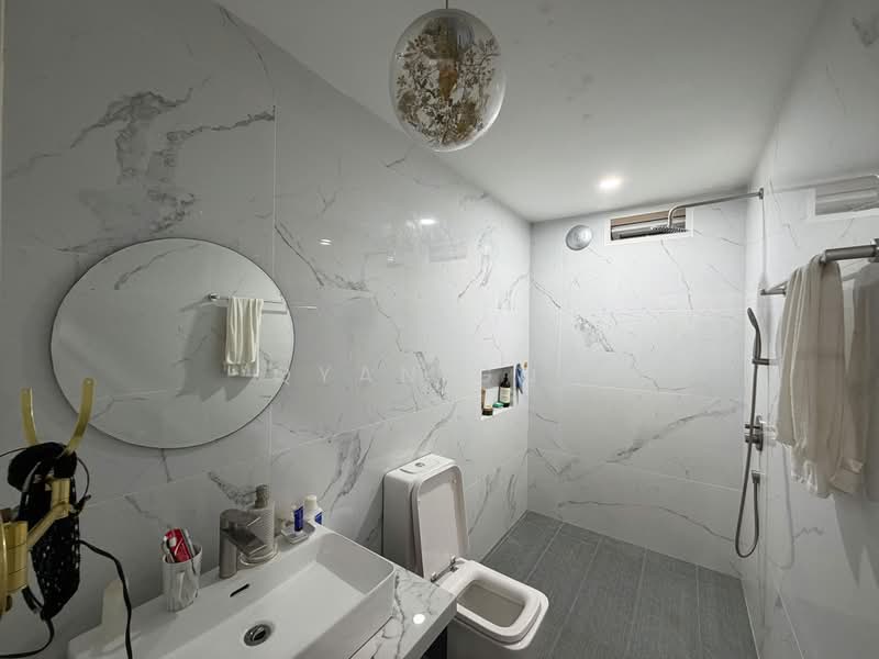 Rumah Berkembar untuk Dijual di Taman Green Lane (Jelutong) - Qyan Goh - Bathroom - PropertyGuru.com.my