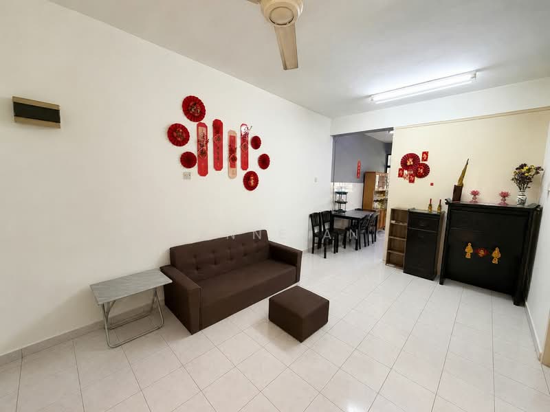 Pangsapuri untuk Disewa di Taman Merbau Jaya - Joanne Ang - Living Room - PropertyGuru.com.my