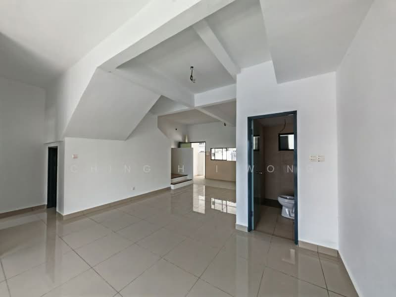 Townhouse for Sale in Kota Kinabalu (Sabah) - Ching Hui Wong - Living Room - PropertyGuru.com.my