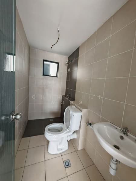 Townhouse for Sale in Kota Kinabalu (Sabah) - Ching Hui Wong - Bathroom - PropertyGuru.com.my