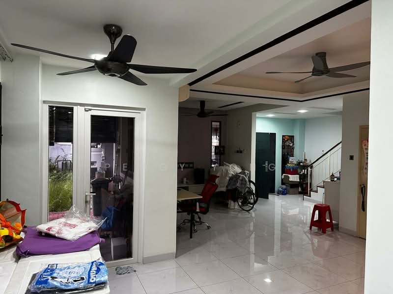 Semi-Detached House for Sale in Shah Alam (Selangor) - Peggy Yong - Living Room - PropertyGuru.com.my