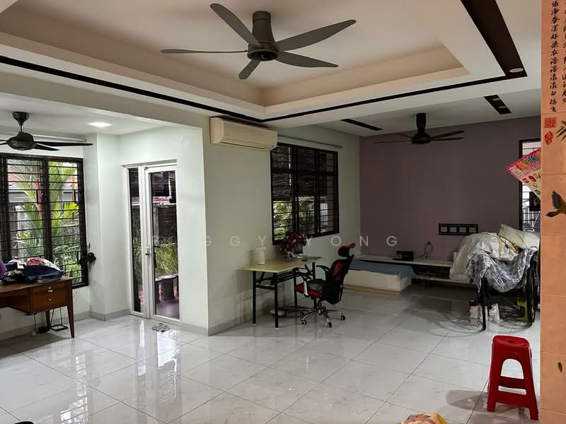 Semi-Detached House for Sale in Shah Alam (Selangor) - Peggy Yong - Living Room - PropertyGuru.com.my