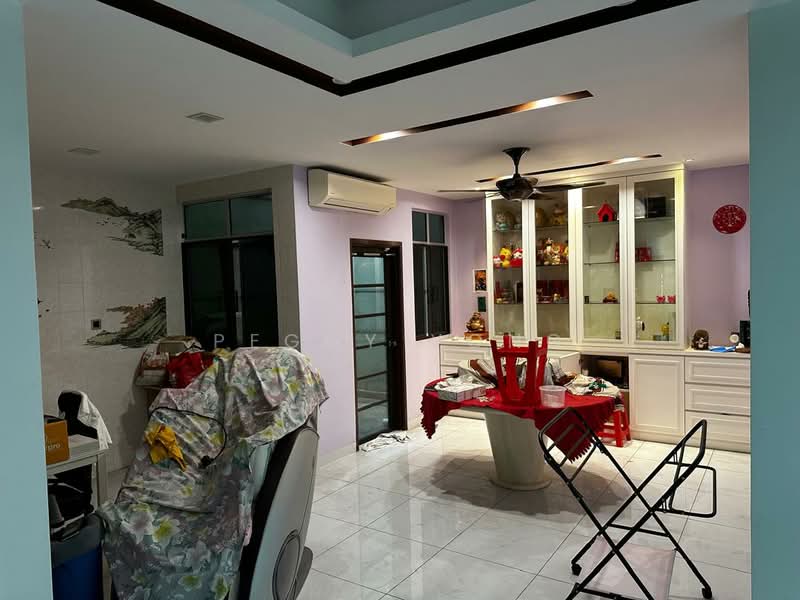 Semi-Detached House for Sale in Shah Alam (Selangor) - Peggy Yong - Living Room - PropertyGuru.com.my
