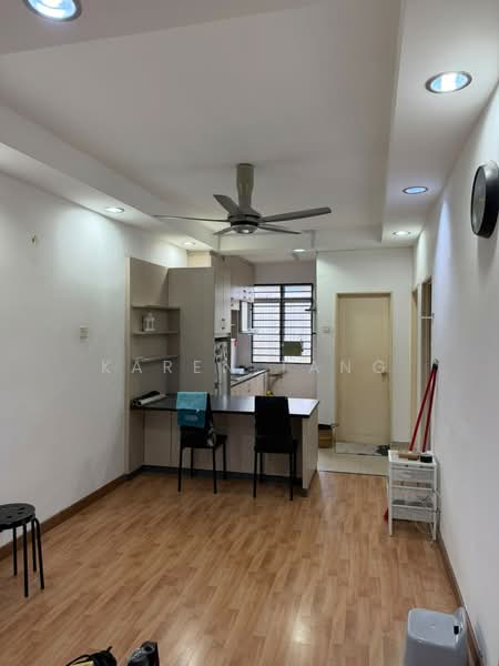Rumah Bandar untuk Dijual di Balakong (Selangor) - Karen Tang - Kitchen - PropertyGuru.com.my