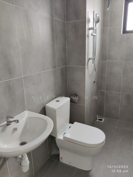 Condominium for Sale at Avia Plus, Bandar Country Homes - Alice Low - Bathroom - PropertyGuru.com.my