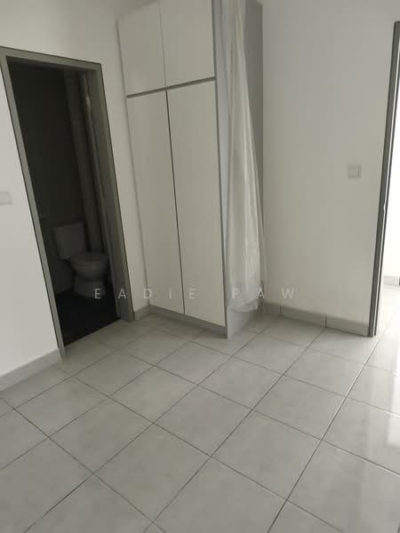 Apartment for Rent at Idaman Melur @ Cybersouth - Eadie Paw - Bathroom - PropertyGuru.com.my
