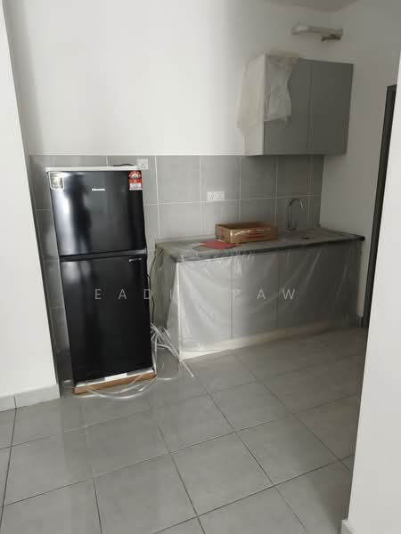 Apartment for Rent at Idaman Melur @ Cybersouth - Eadie Paw - Kitchen - PropertyGuru.com.my