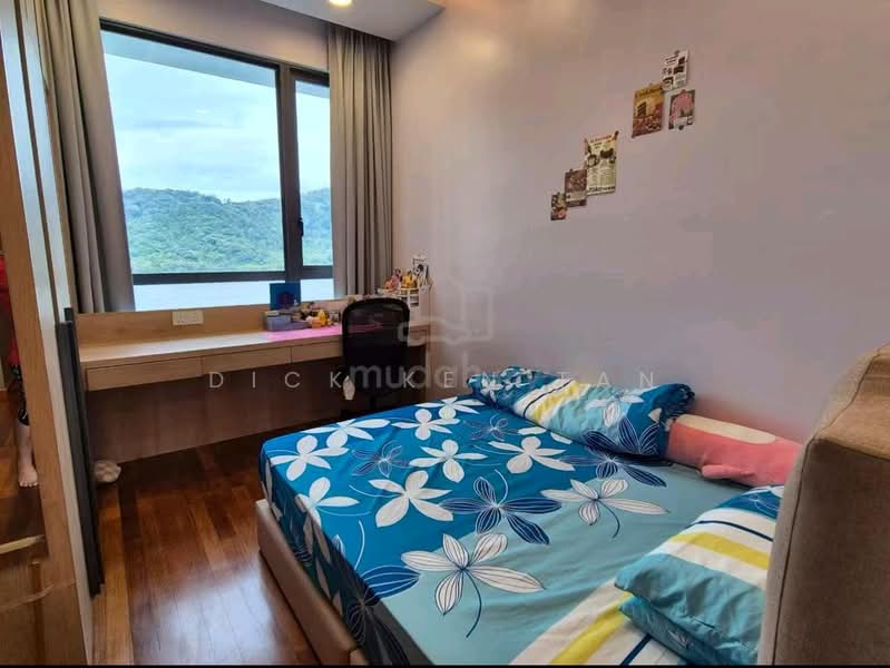 Condominium for Rent at Queens Residences Q1 @ Queens Waterfront - Dick Ken Tan - Bedroom - PropertyGuru.com.my