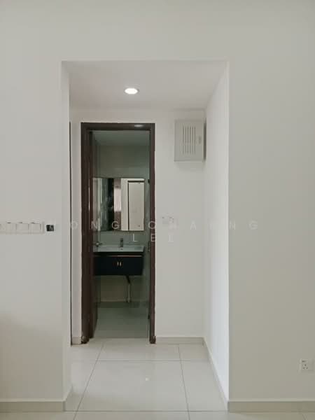 Kondominium untuk Disewa di Royal Strand @ Country Garden Danga Bay - Hong Charng Lee - Bathroom - PropertyGuru.com.my