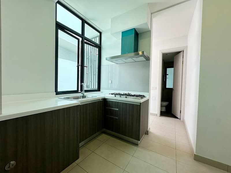 Condominium for Sale at The LIGHT COLLECTION II - Jake Khoo - Kitchen - PropertyGuru.com.my
