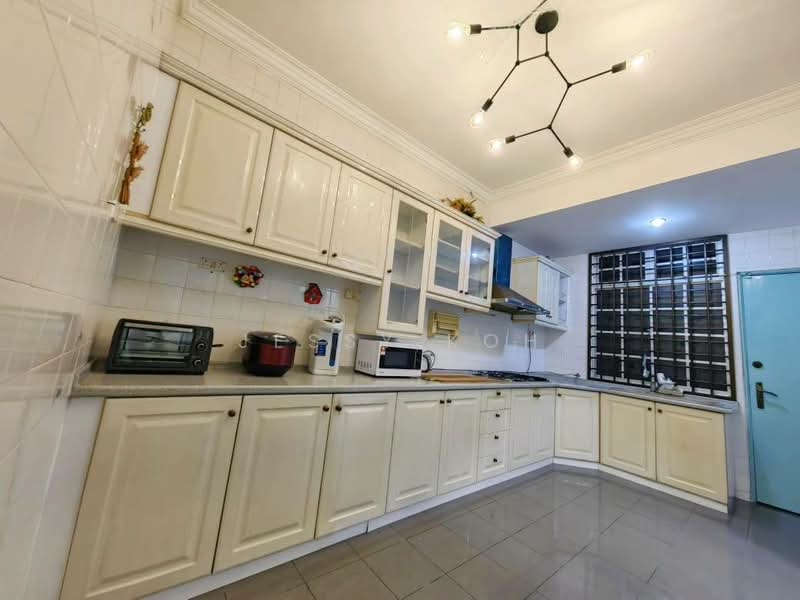 2-storey Terraced House for Rent in Taman Perling (Perling) - Jessy Koh - Kitchen - PropertyGuru.com.my
