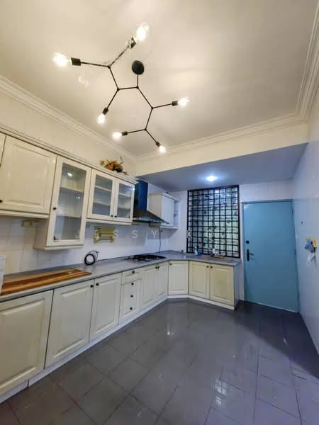 2-storey Terraced House for Rent in Taman Perling (Perling) - Jessy Koh - Kitchen - PropertyGuru.com.my