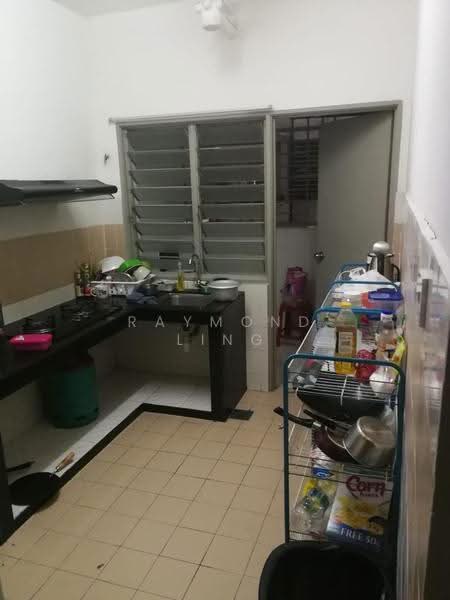 Kondominium untuk Disewa di Residensi Laguna (Sunway Belvedere) - Raymond Ling - Kitchen - PropertyGuru.com.my